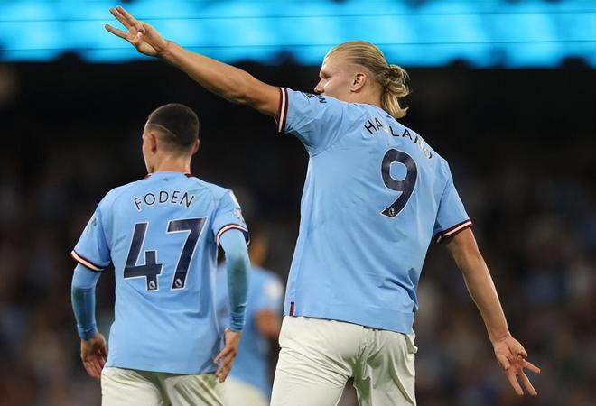 关于赛地聚焦——意大利杯冲刺阶段热度飙升，曼城官宣签约，管理层满意，心理建设被强调的信息