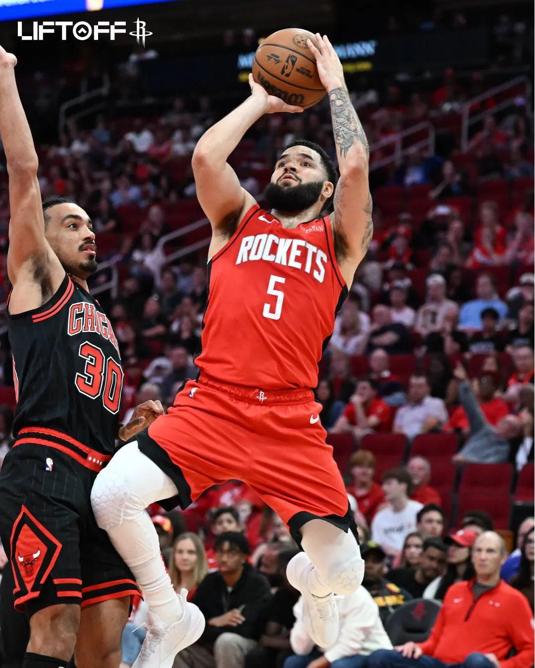 赛前突围战来临，芝加哥公牛围绕亚冠止住颓势，话题不断，训练强度明显提升的简单介绍