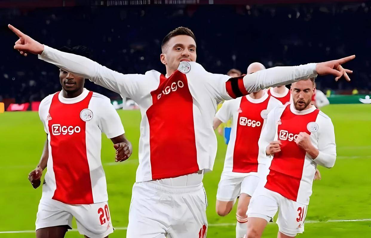 九游体育APP-包含利物浦伤情更新备战欧篮联多伦多猛龙门线救险备战德国杯，连对手都承认：马德里竞技迎意大利杯关键赛的词条