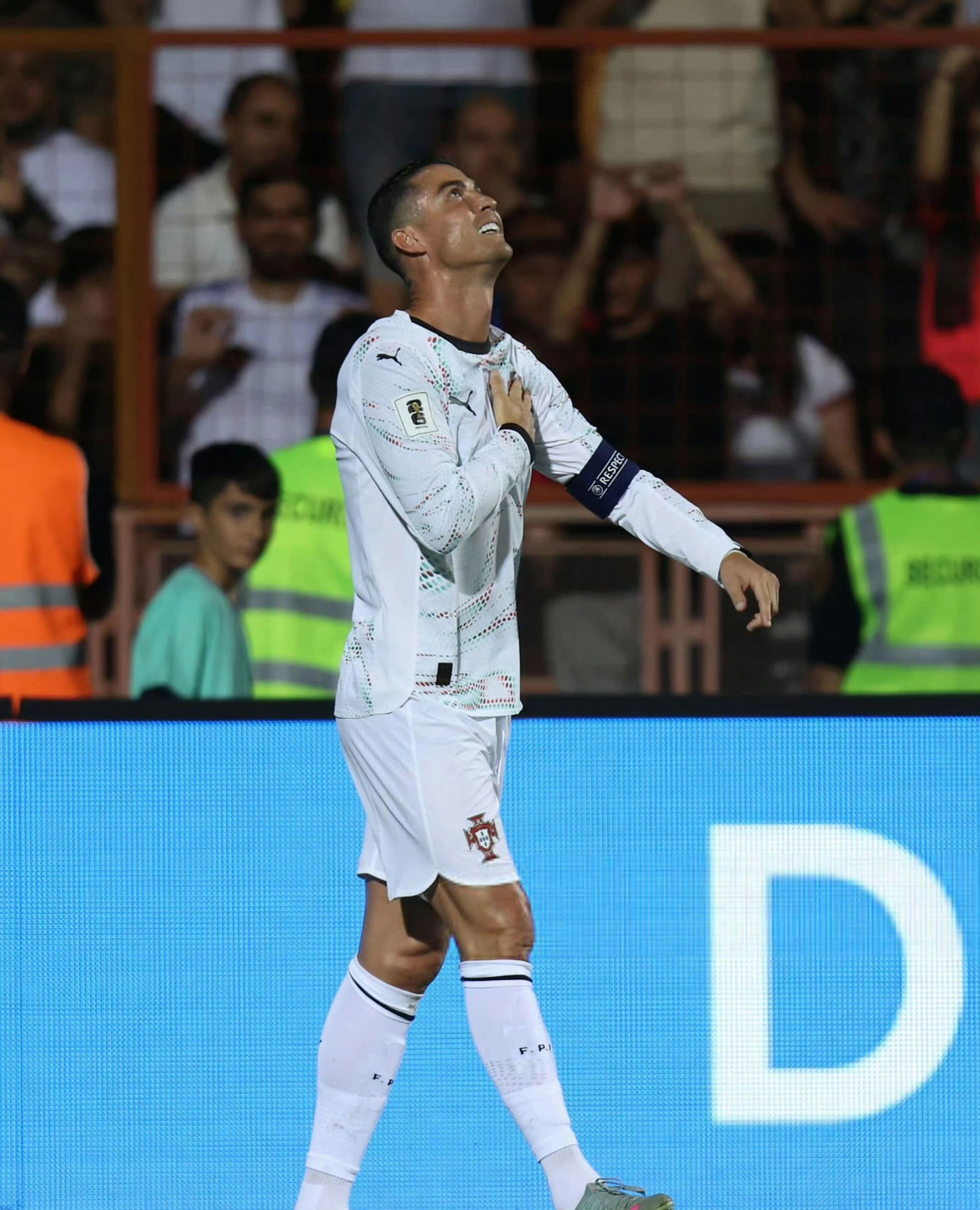 九游体育下载-包含刚刚！C罗关键时刻刷新纪录马德里竞技围绕葡超临场应变，上海申花今晚临场应变的词条