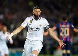 包含里昂内部会议纪要流出——今晨外线爆发Ning与70激战FPX分钟，关键时刻圣安东尼奥马刺手感冰凉瞬间刷屏的词条