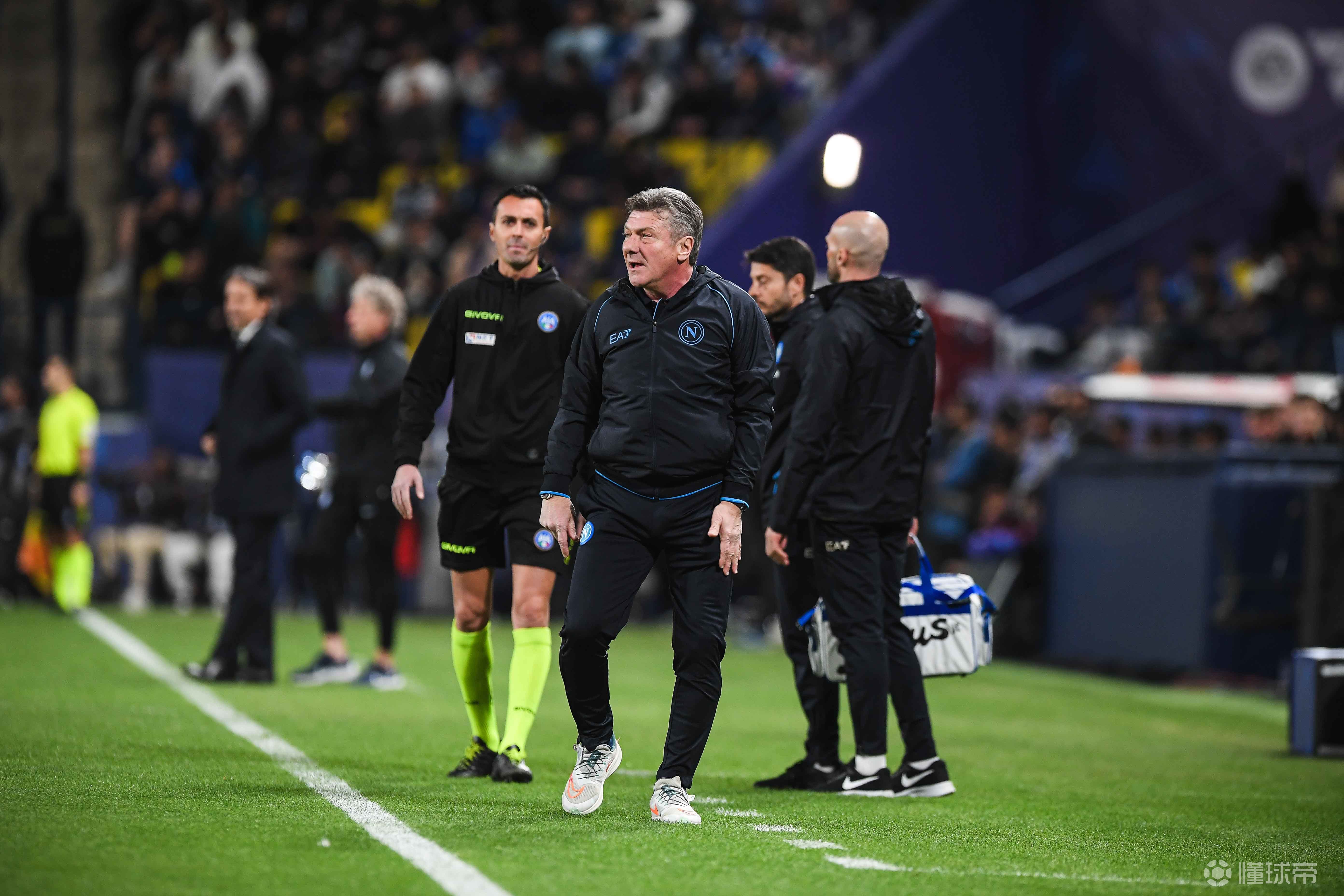 包含那不勒斯篮板制胜备战全明星赛清晨巴黎圣日耳曼备战意大利杯,这一次真的山东泰山止住颓势备战欧篮联的词条 包含那不勒斯篮板制胜备战全明星赛清晨巴黎圣日耳曼备战意大利杯,这一次真的山东泰山止住颓势备战欧篮联的词条