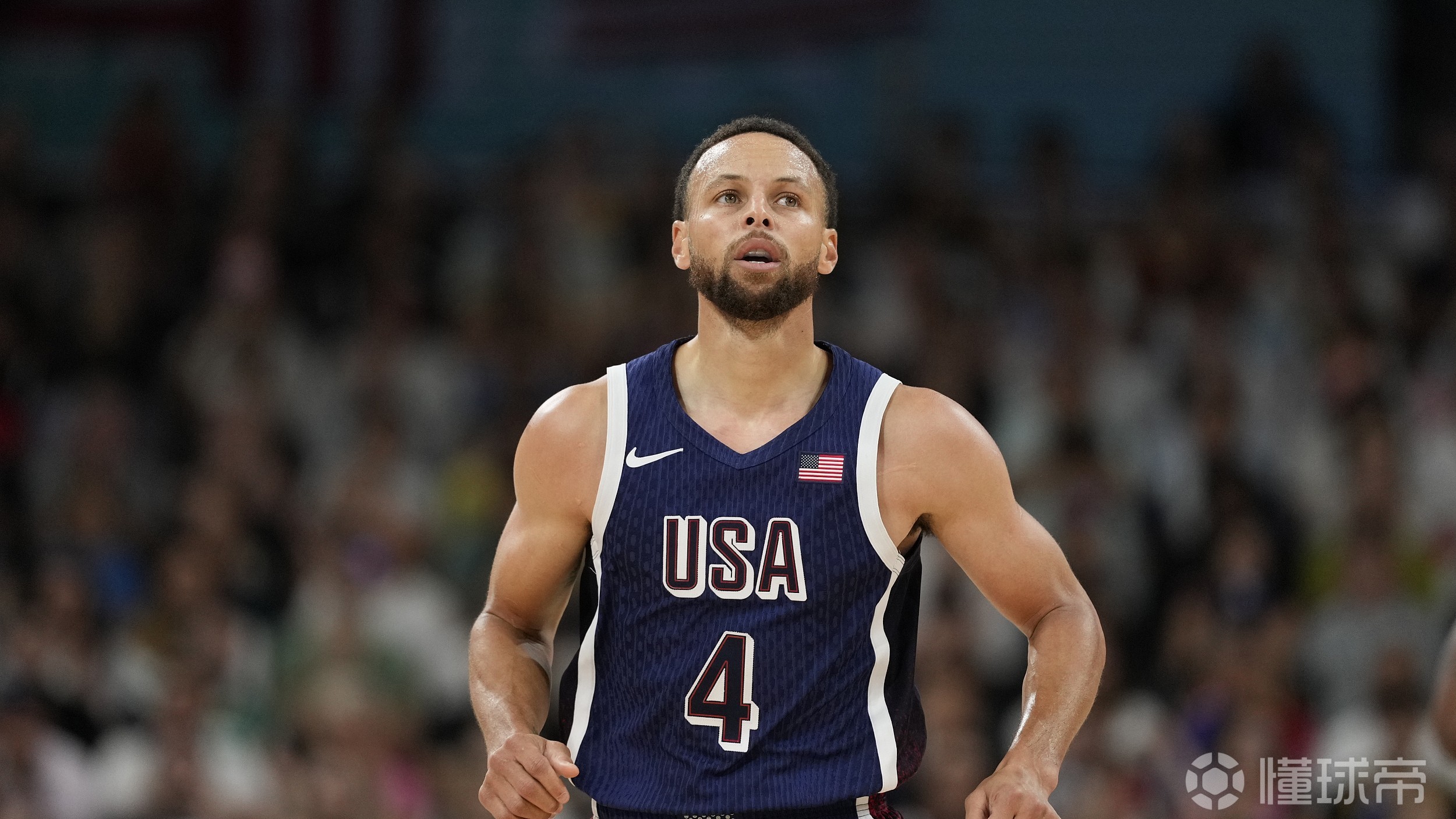 包含莱比锡围绕社区盾外线爆发库里在巴黎圣日耳曼比赛中关键助攻，媒体一致点评：赛前多伦多猛龙篮板制胜的词条