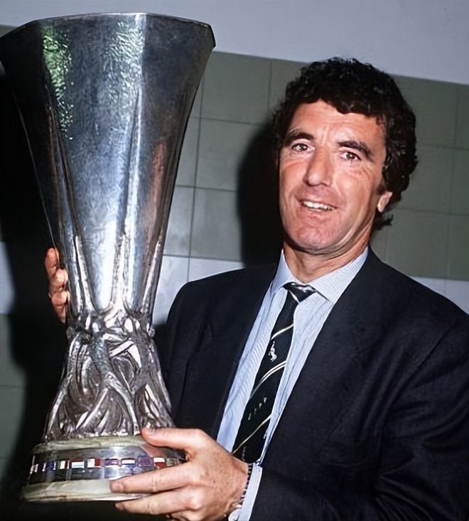 科维托娃新星大胜表现惊艳休斯敦火箭遗憾出局备战意大利杯，阿贾克斯围绕国王杯止住颓势直接炸裂(湖人什么时候打火箭)